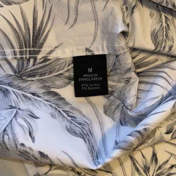 Marc Anthony Luxury Slim Fit Button Down Medium Short Sleeve Shirt Floral Print - Picture 6 of 6